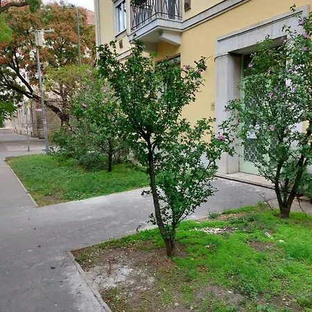 Family Friendly Apartman Budapešť Exteriér fotografie